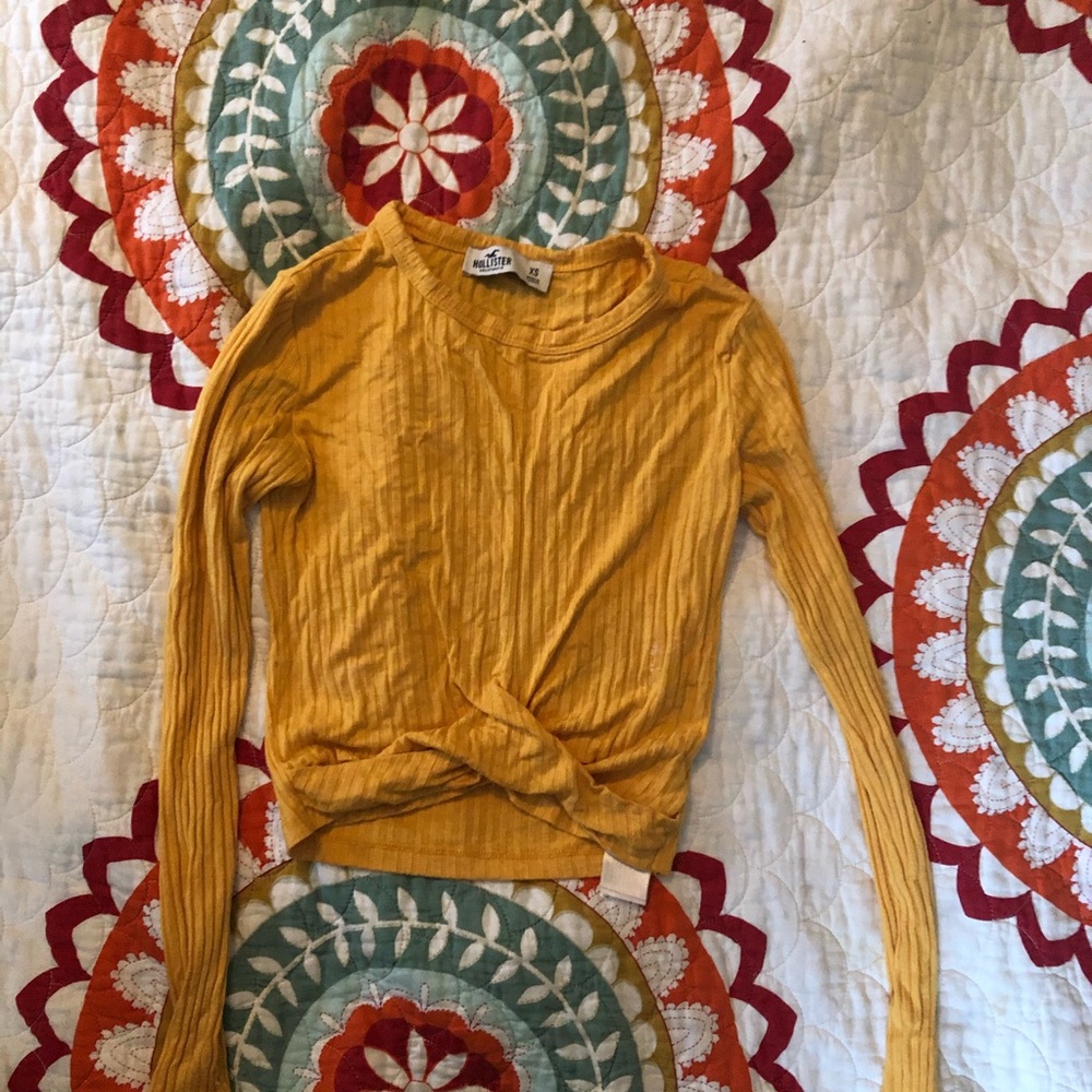 Hollister Top